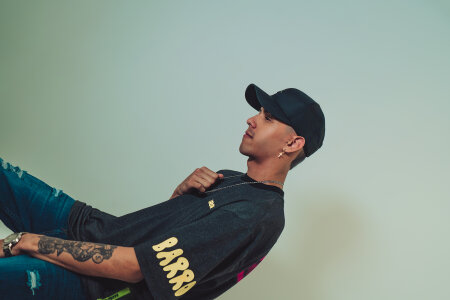 DerryMeyers_ Public Pic 8