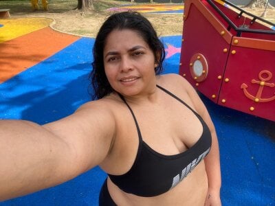 yulieth_bbw my hot body Pic