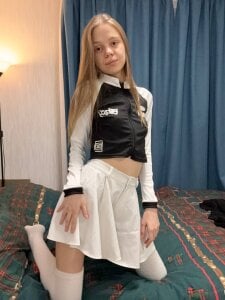 WeiSusi: Relaxation at home ( 4 фото)