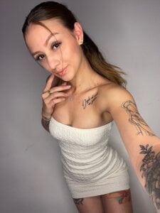 millie_byers Feel beauty ❤️‍🔥 Pic 4