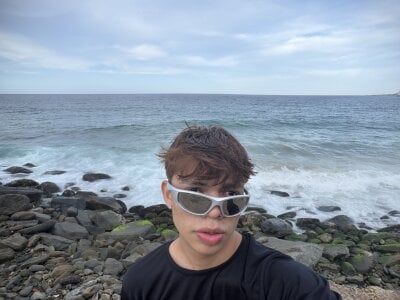 Zacktorres_ Beach day Bilde 3