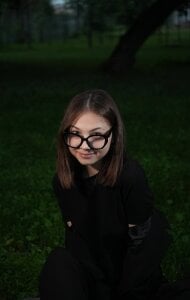 luna_young Public Pic