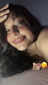 Aurora_Lull me Pic 2