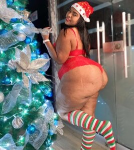 Happy Holidays 🔥🥵 de WALESKABBW_ASS  5 photos