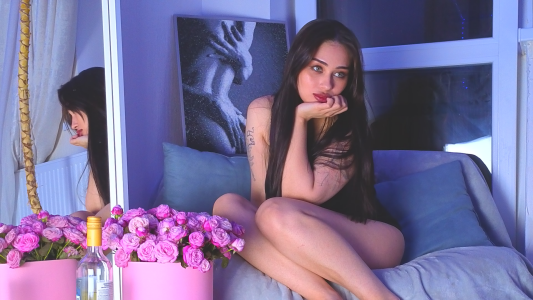 Sofia_Plump Public Pic 5