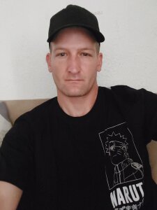 Stealth12 Public Pic 4