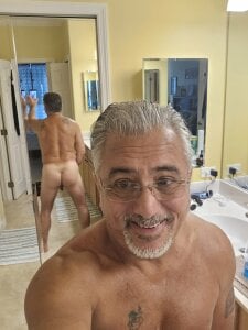 FlirtyOneForU Public Gambar 3