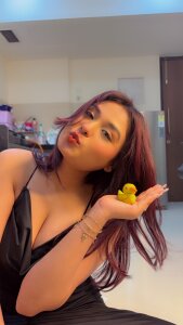 Evequinn's XXX Photo Albums with Erotic Pics | xHamsterLive