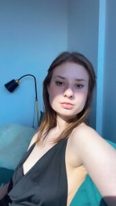 Kati_pretty Public Pic 6