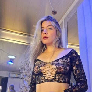 ElizabethAdams_ "Let me be your fantasy tonight..." 🔥🍆 Photo 3