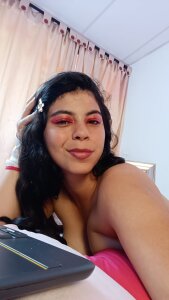 Emilyy_Vegaa casual pics Immagine  2