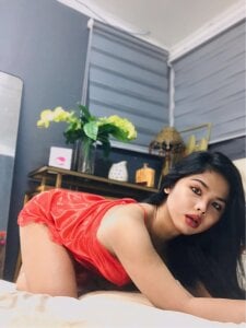 MeatycockSelena Pretty Foto