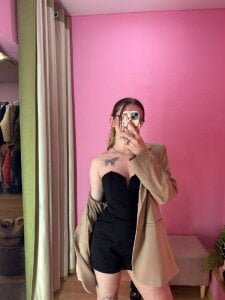 elisabatbact mon apparence Pic 2