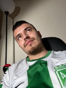 james_connor2 Public Bilde 4