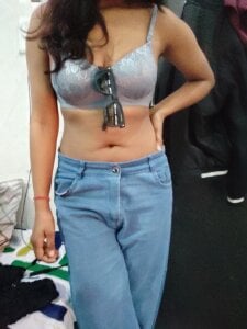 Your_Ishu Public Pic 2