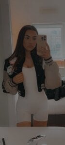 Public de Hot_brunette_bella  7 Imagens