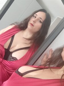 Chubbylxcouple's XXX Nude Photo 2