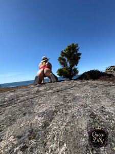 Queen_Lilly6 Public Pic 5