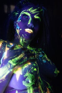 Megan_Milf__ NUDE AND UV PAINTED Hình 3