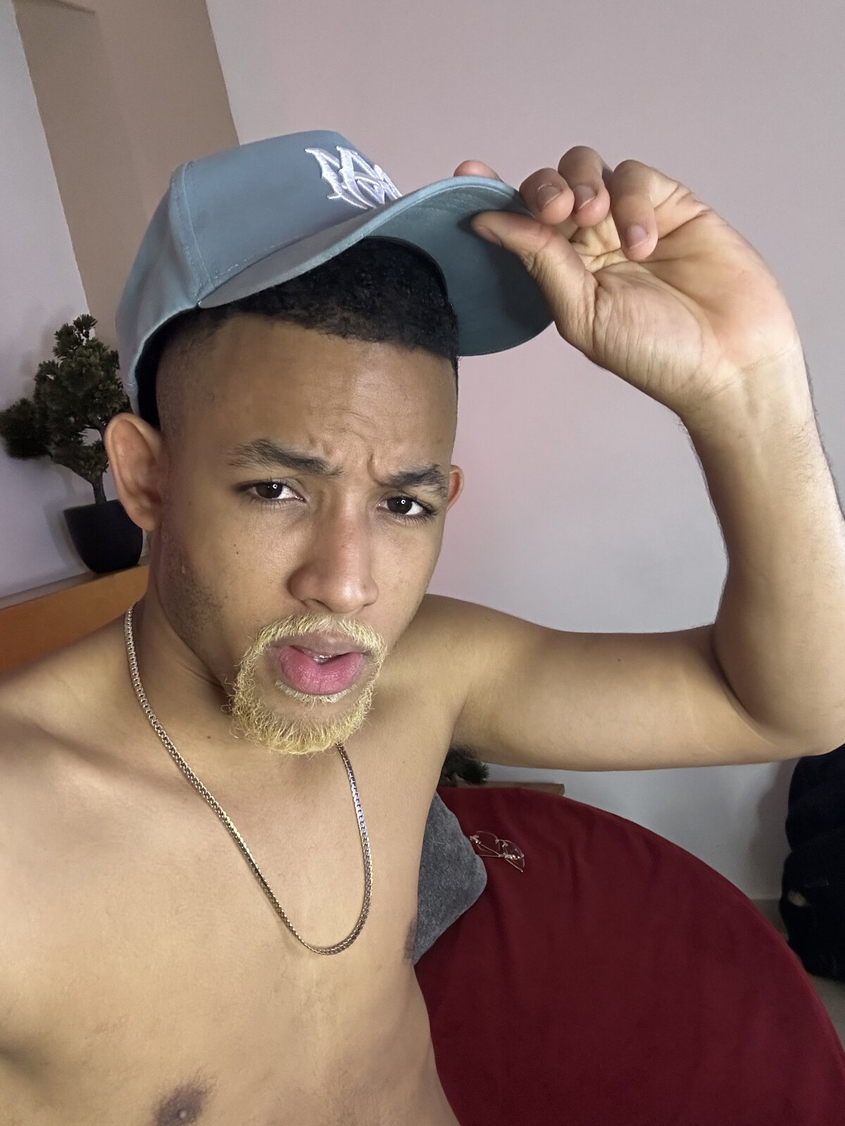 B_Wild Trending Pic 5512