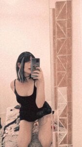 EvaHalsey Public Pic