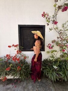 victoria_decapri Bohemian & floral Pic 3