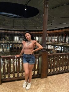 Nickie_reed_Public Bild 5