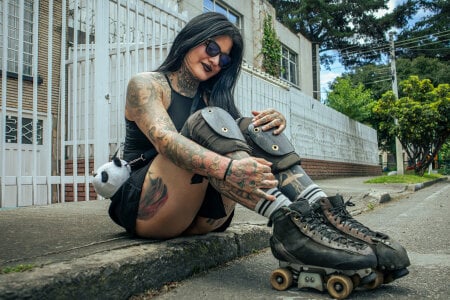 FranchescaRouse Your favorite skater♥ Pic 5