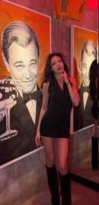 OnieClose Love me Pic 2