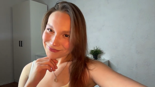 (๑ > ᴗ < ๑) od Kalli_ly  7 snímek