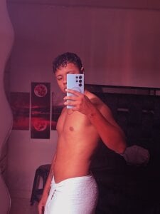 Robertmiller21 x: davidporte20 Hình 5