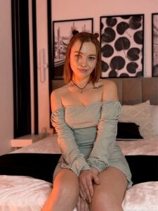 PaigeHalliwell_ Public Pic 5