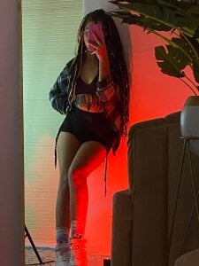 Lexie_Bell_ kullanıcısının Low lights albümü -  2 fotoğraf