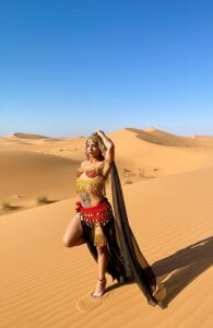 georgina_ms A fiery goddess of the desert, ready to indulge your fantasies and fetishes and make them come true. Εικόνα 2