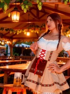 Tammy_Blackk let's drink beer together Pic 3