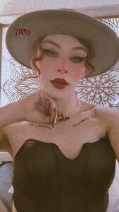 Lilith_Zamara_ glamor sensual elegance รูป  3