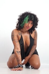 LuckySwagson A sexy black dress  4. fénykép