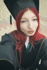 Alissa_kiss Public Pic 3