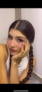 Aamelia Public Pic 6