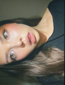 ThomasineVirostko Public รูป  4