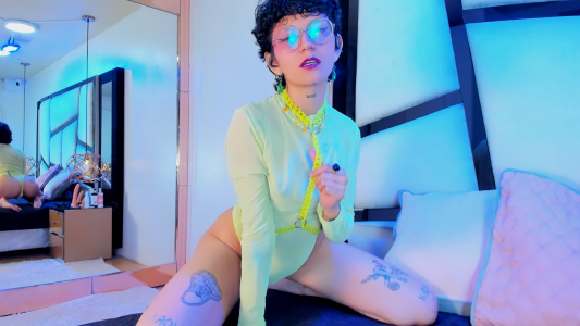 CalioperouxMy soaked pussy awaits you 💦 Bild 3