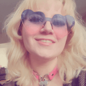 Glitch_Witch kullanıcısının she's a glitch albümü -  5 fotoğraf