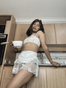 AbigailLenox__ 🔥The heat is not in the stove, it is in me🔥 Pic 3