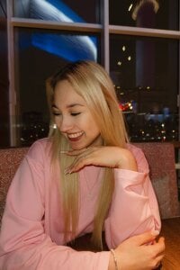 foxy_vivi Meow Pic 2