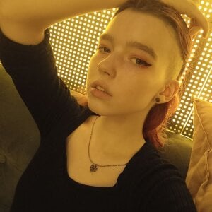 little_Teya mooore makeup beauty Foto 4