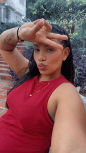 ArielleMillerr-のPublicの 2枚の写真