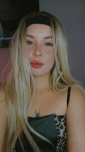 Kylia_a Public Pic 3