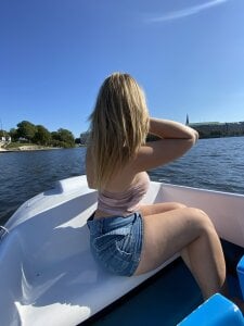 YoungJoyce Public Pic 3