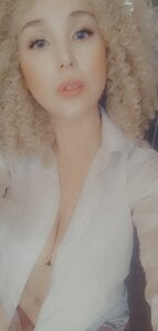 CarolMay Public Pic 5