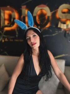 tall_hotgirl Public Pic 3